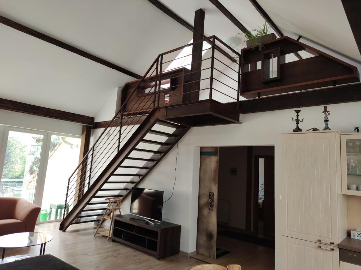 Attic Parkview Apartment Piest'any Luaran gambar